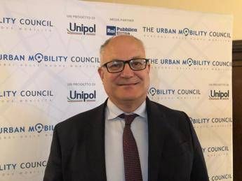 Mobilità, Gualtieri: “Green box eviterebbe rigide ripartizioni tra categorie di veicoli”