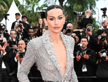 Paola Turani, la possibilità di un secondo figlio: “Ma chi me lo fa fare?”. E scoppia la polemica