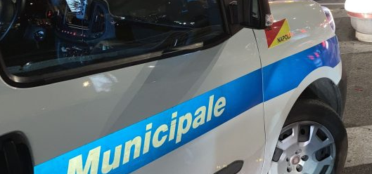 Investì 80enne a Napoli, rintracciato in Sicilia e denunciato