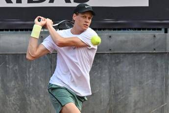 Sinner, l’esordio a Roma si avvicina: l’orario della sfida con Navone