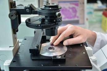 Uap a Governo: “Inconcepibili tagli a laboratori e cliniche accreditati e poi ci sono fondi per farmacie”