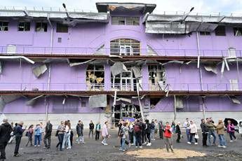 Ucraina-Russia, i dubbi di Trump. Zelensky: “Tregua possibile anche da ora”