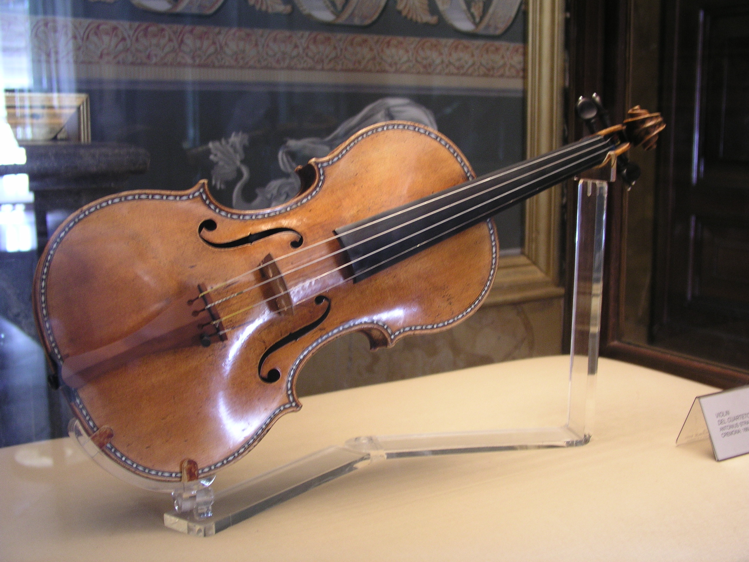 “Armonie d’Epoca” La magia dello Stradivari a Gela “l’incanto di un suono senza tempo”
