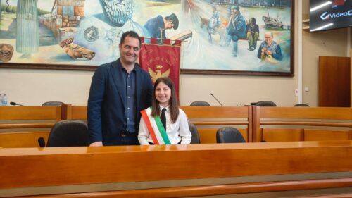 Gela. Baby sindaco, Giunta e Baby Consiglio della “Quasimodo” in visita al Palazzo comunale