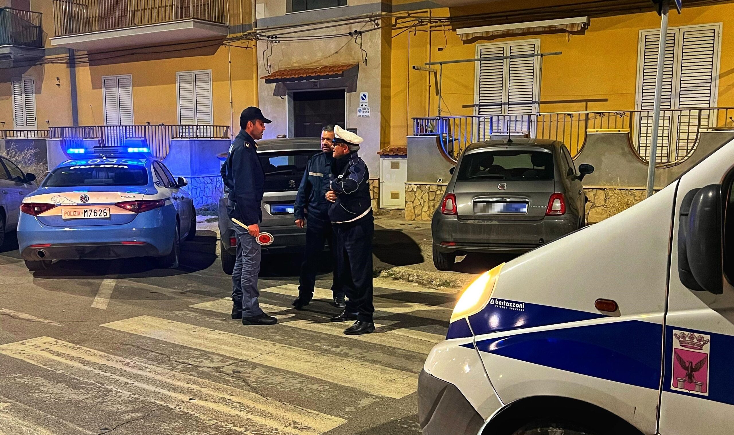 Gela, sosta selvaggia sul lungomare: controlli della Polizia