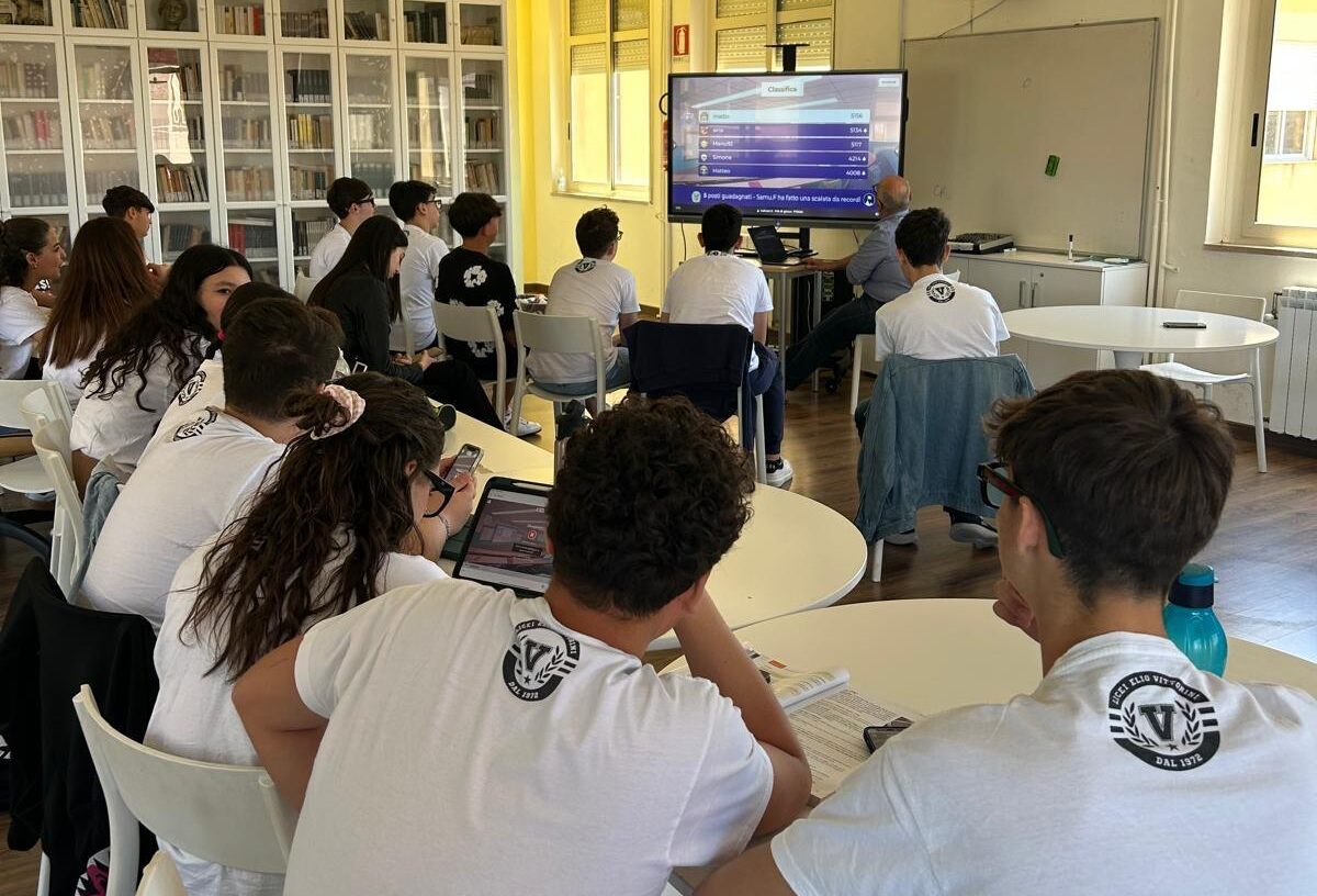 Consegnati a 18 studenti del Liceo TRED “Elio Vittorini” di Gela i patentini digitali del progetto di formazione promosso dal CORECOM Sicilia