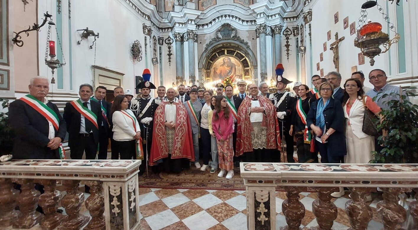 Gangi, conclusa la processione dedicata allo Spirito Santo: omaggiata la Terza figura della Trinità con i “Miracoli”