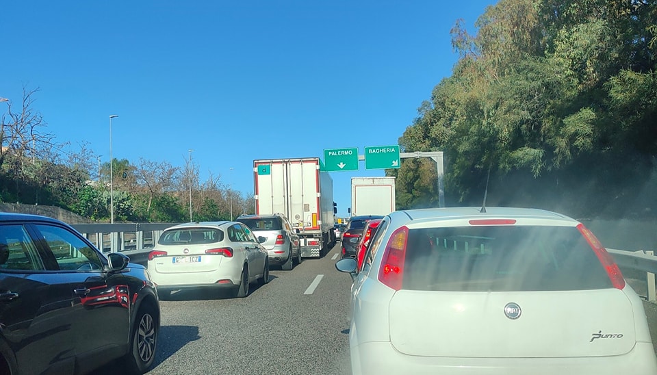 Code e ingorghi sulla A19 tra Casteldaccia e Bagheria, Sunseri (M5S Ars) scrive al Prefetto. “Situazione inaccettabile, intervenga”