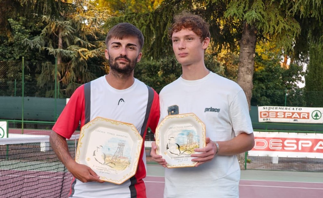 Tennis. Al Circolo Tennis di Sommatino nella finale del torneo di 3^ categoria il catanese D’Amico piega il talento Cristian Augello