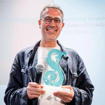 Andrea Bajani vince Premio Strega Giovani