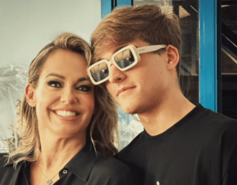 Bruganelli, il figlio Davide Bonolis compie 21 anni: “Auguri amore mio”