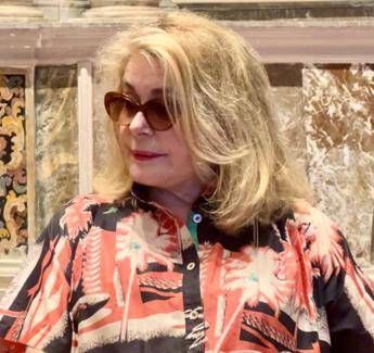 Catherine Deneuve: “Amo tutto dell’Italia a parte la politica”