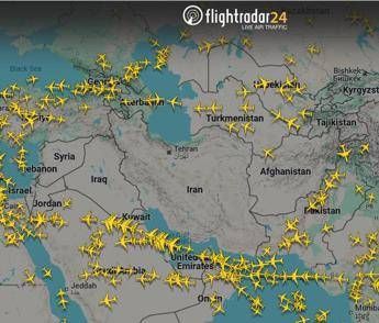 Da Tel Aviv a Kabul, traffico aereo bloccato dopo attacco Israele all’Iran