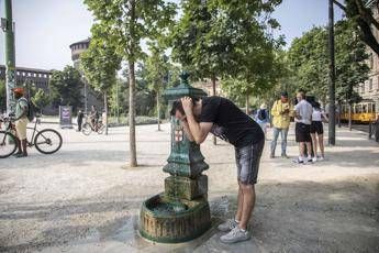 Domenica rovente, continua l’allerta caldo: 11 città da bollino rosso