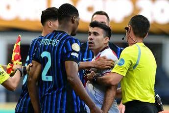 Dumfries-Acuna, rissa durante Inter-River Plate: cosa è successo – Video