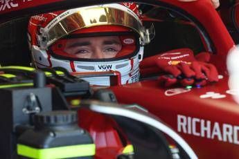 F1 Singapore, ruggito Ferrari nelle prime libere: Leclerc secondo, Hamilton quarto