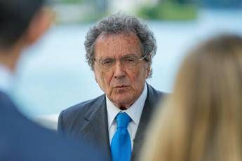 Gros-Pietro (Intesa-Sanpaolo): “Attenzione a circolarità nel nuovo piano d’impresa”