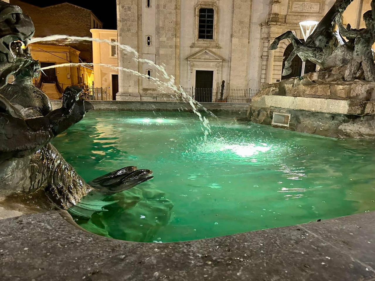 Caltanissetta, la fontana del Tritone tra abbandono e rinascita: i piani dell’Amministrazione per la riqualificazione di un simbolo cittadino