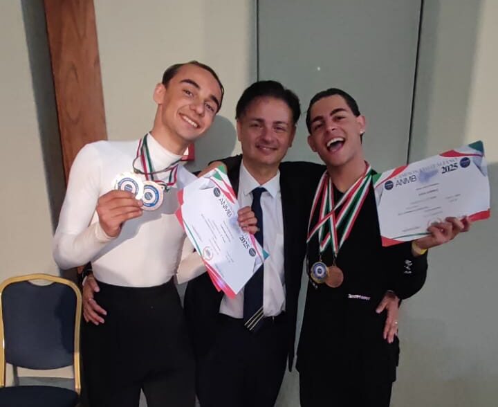 Caltanissetta. Mattia Turiano e Gabriele Viola della Full Dance Academy brillano sul podio ai Campionati Italiani ANMB a Lecce