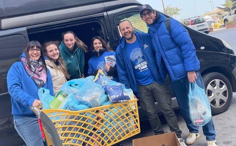 Caltanissetta solidale con l’associazione “Outside”, il 28 giugno distribuzione alimentare per famiglie in difficoltà