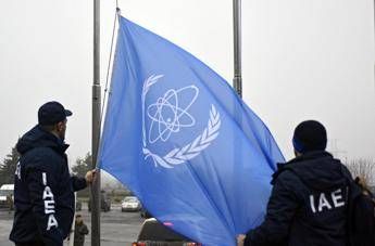 Iran, direttore Aiea bandito da siti nucleari: “Teheran potrebbe tornare presto ad arricchire uranio”