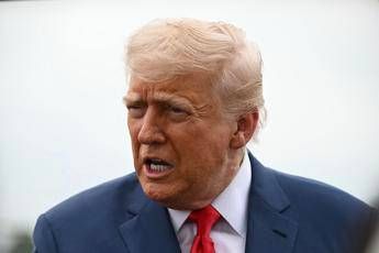 Israele-Iran, Trump contro Macron: “Sbaglia, non torno a Washington per cessate il fuoco”