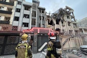 Israele, nuovi attacchi contro Iran. Esplosioni a Teheran, sito nucleare nel mirino