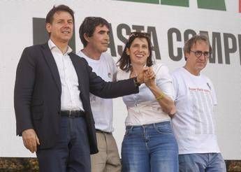 Referendum, Pd-M5S-Avs ripartono dai 14 milioni al voto. Renzi avverte: “Così non si vince”