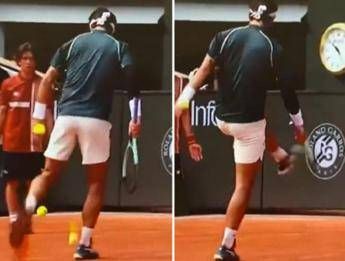 Roland Garros, Tiafoe fa ‘la spia’ e Musetti viene ammonito