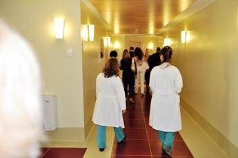 Sanità, al via tavolo Regioni-sindacati su personale Ssn