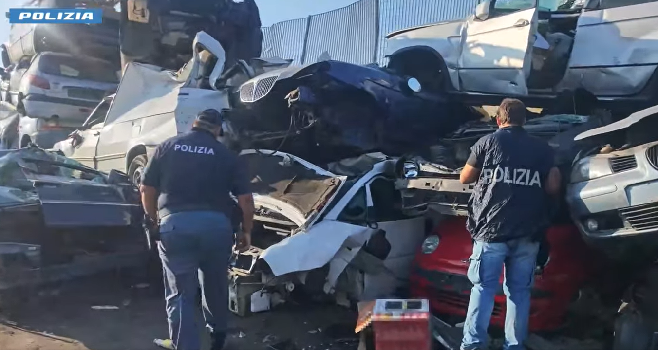 Traffico illecito di rottami metallici tra Messina e Catania, sequestrate 4 aziende: 49 indagati