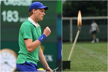 Sinner e un servizio… infuocato: Jannik accende fiammifero con la pallina – Video