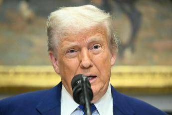 Trump avverte l’Iran: “Deve fare un accordo prima che non rimanga nulla”