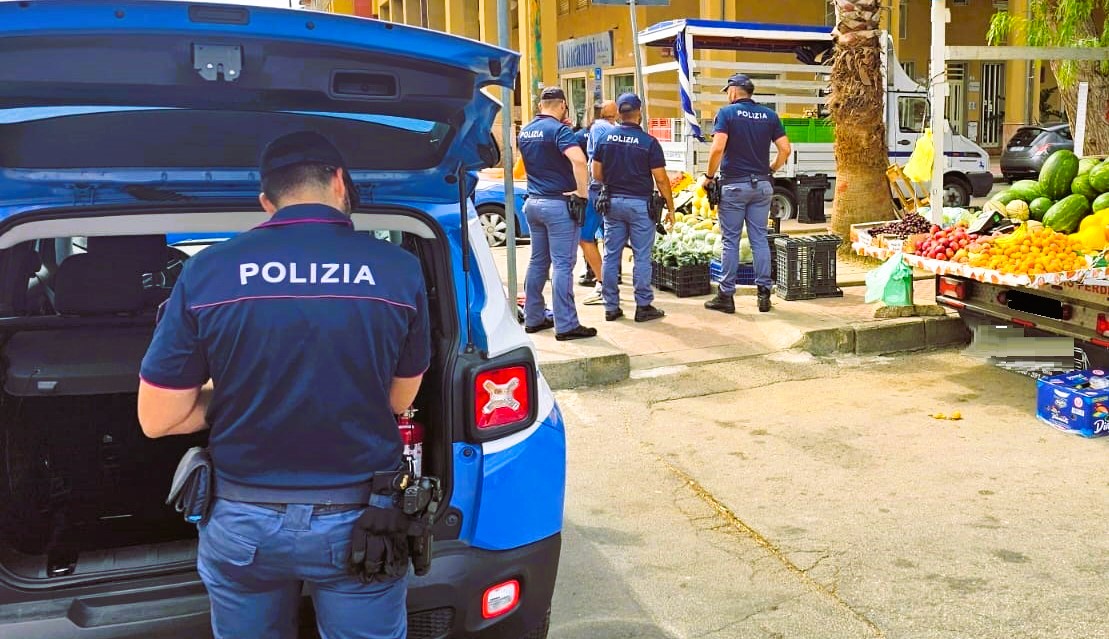 Contrasto all’abusivismo commerciale nel Nisseno, confiscati 870 kg di frutta non tracciata e denunciate due persone