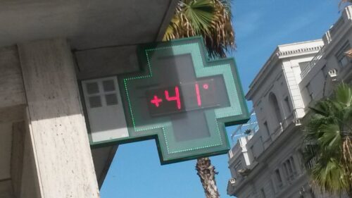 Caldo estremo, Caltanissetta nella morsa dell’anticiclone africano: attesi fino a 41 gradi