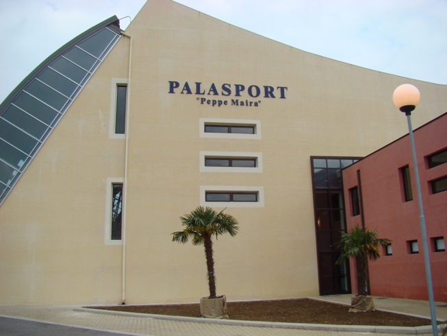 San Cataldo. Il PD: “La sospensione delle attività al Palazzetto dello Sport “Peppe Maira” è un segnale preoccupante per la Città”