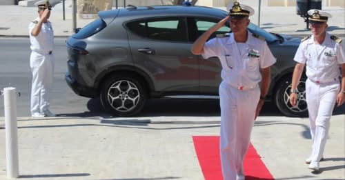 Alla Capitaneria di Porto di Gela il direttore marittimo Michele Maltese accolto dal comandante del porto Alessandro Grassia