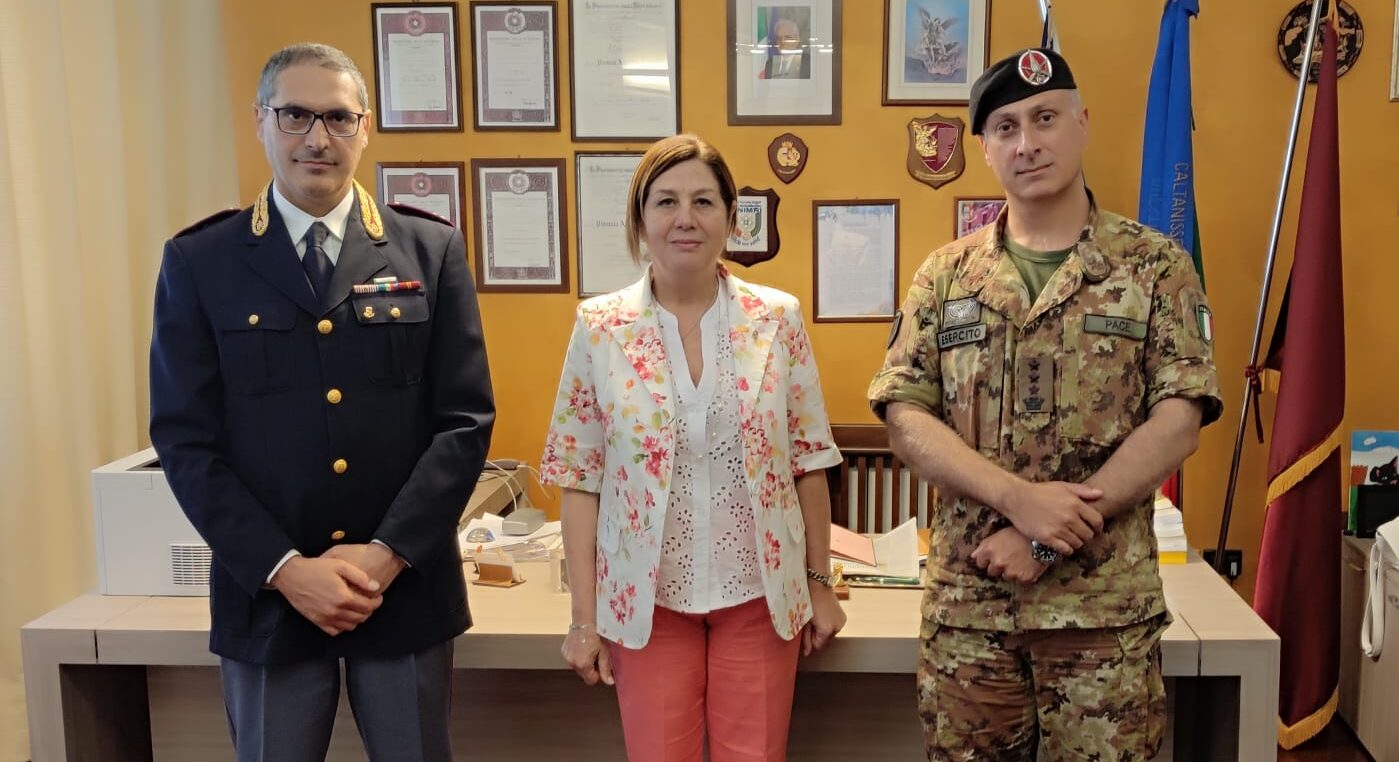 Caltanissetta. Il Questore Agnello incontra il Comandante del 5° Reggimento Fanteria “Aosta” Pace
