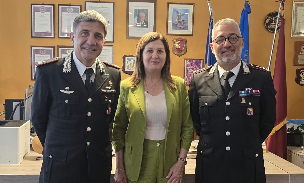Caltanissetta. Il saluto del Questore al Generale di Brigata e al nuovo Comandante della Legione Carabinieri Sicilia