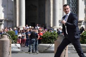 A processo titolari ditta ristrutturazioni, avrebbero truffato Rocco Casalino