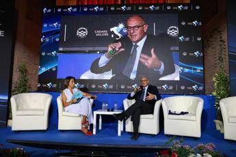 Blue economy, Rampelli: “Ministero del mare è un risultato lungimirante per governo Meloni”