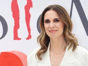 Emanuela Fanelli conduce Venezia 82: “Non sarò madrina, temevano mie battute sui battesimi”