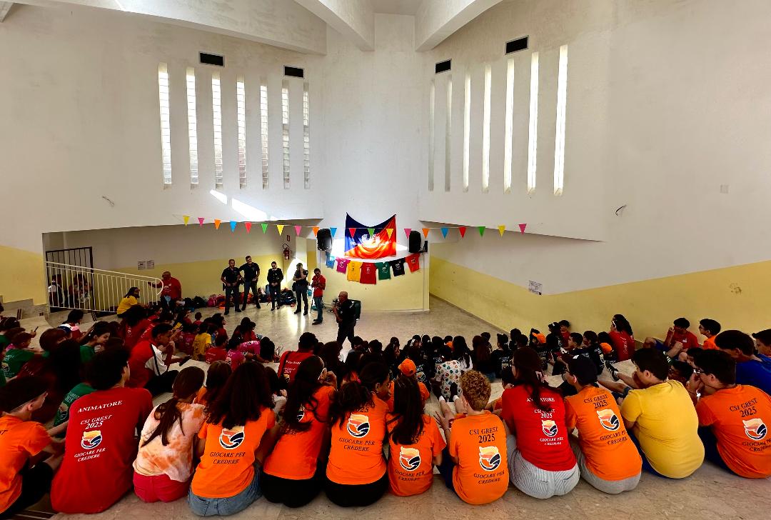 Enna, la Polizia incontra i ragazzi del “Grest del Centro Sportivo Italiano”