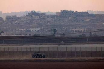 Gaza, “tank Israele sparano contro tende sfollati a Gaza: morte 12 persone”