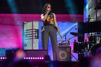 Ghali, la dedica per la mamma Amel per il compleanno: “Sta guarendo”