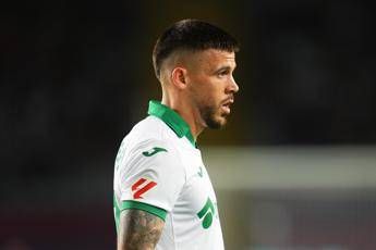 Paura per Carles Perez, l’ex Roma morso da un cane ai genitali