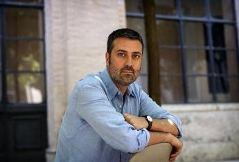 Premio Strega, Andrea Bajani vince con ‘L’anniversario’