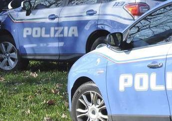 Roma, trovato in strada corpo di donna in stato di decomposizione: indagini in corso