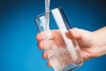 Salute, Unicef-Oms: “Una persona su 4 nel mondo non ha accesso ad acqua potabile sicura”