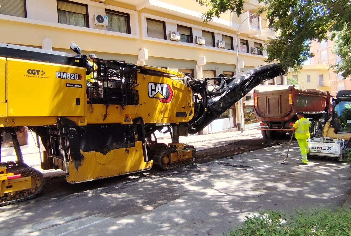 Caltanissetta,  “Strade più sicure e moderne: iniziata la riqualificazione viaria, in corso la fresatura dal Cefpas fino alla Questura